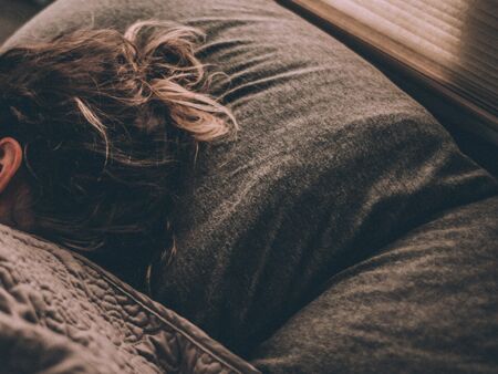 Gemütlich im Bett liegen
